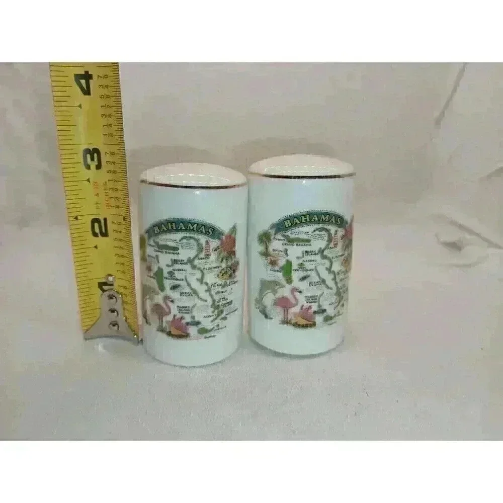 VTG BAHAMAS SOUVENIR SALT & PEPPER SHAKERS W/ ORIGINAL PRICE STICKER COLLECTABLE